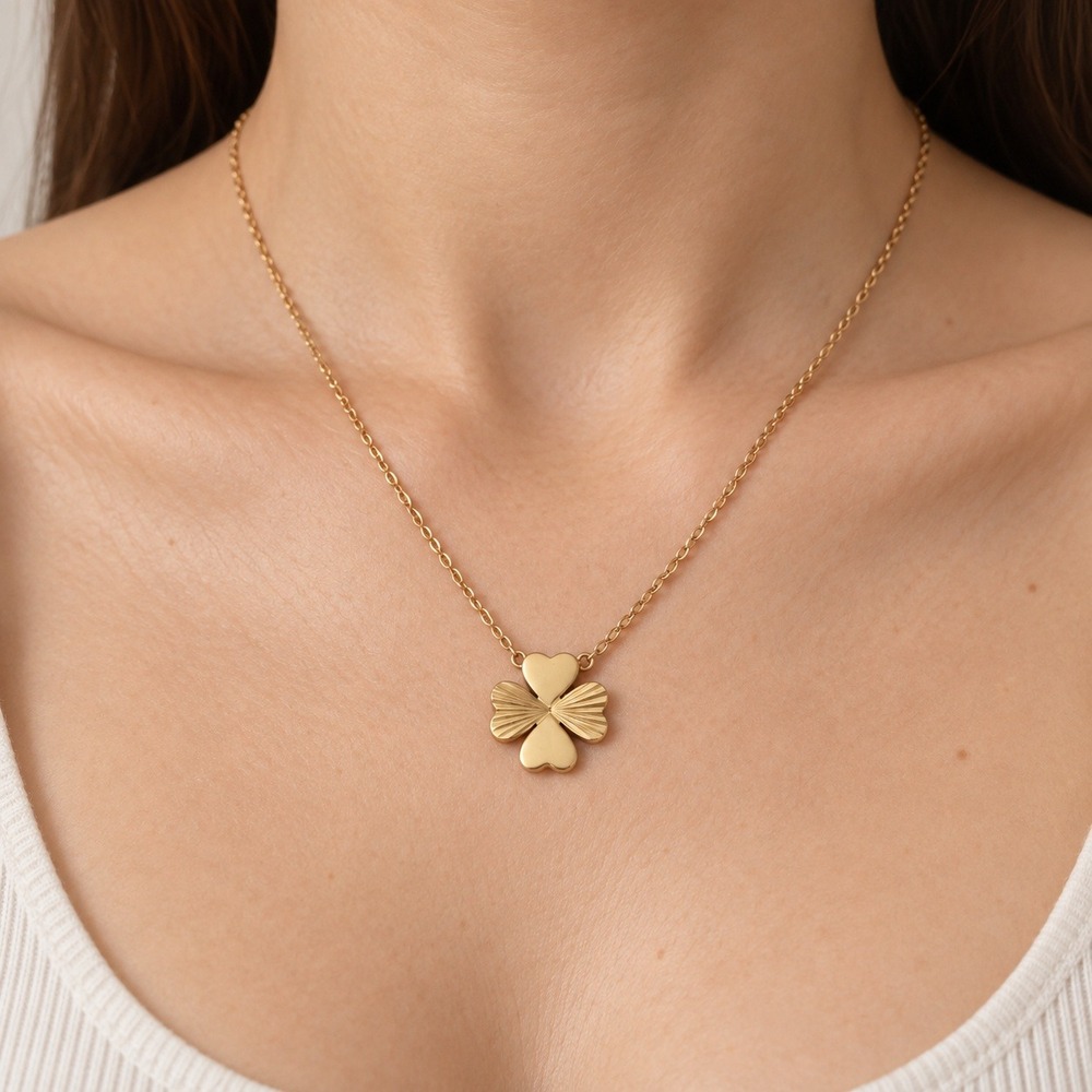 Gold Plated Stainless Steel Four Leaf Clover Heart Pendant Necklace 16-18" J10